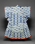 藍綸子地松鎖模様振袖-Kosode with Design of Pines and Interlocking Squares MET DT10413.jpg