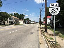 View west along SR 337 (Elm Avenue) in Portsmouth 2017-07-13 13 00 45 View west along Virginia State Route 337 (Elm Avenue) at Lindsay Avenue in Portsmouth, Virginia.jpg