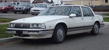 ไฟล์:85-86_Buick_Electra.jpg