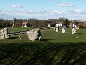 Vista general del círculo central en Avebury.