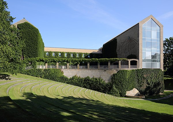 View of The Main Building overlooking the University Park. The building was finished in 1946 and holds the university assembly hall.