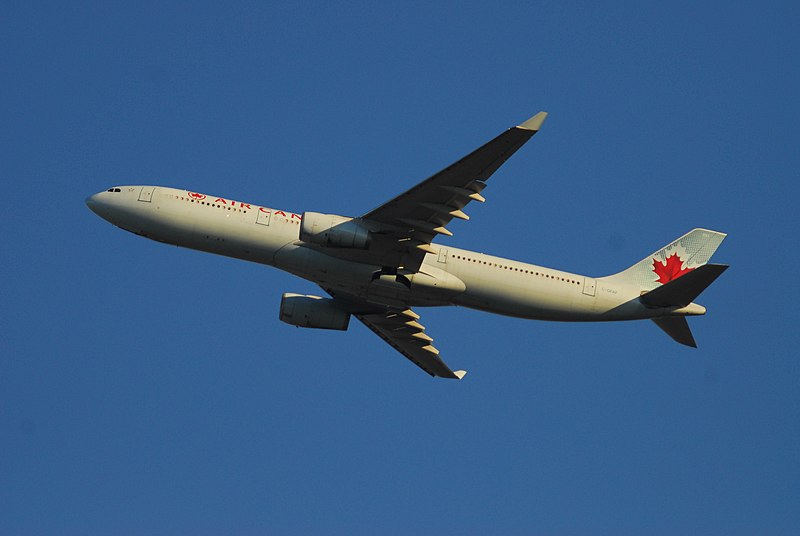 File:Air Canada Airbus A330-343 C-GFAF 931 Flight ACA834 from YYZ to YUL GVA (15371411591).jpg