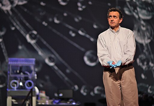 Anthony Atala, Printing a Human Kidney on Stage (5507356887)