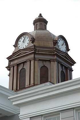 Appling County Courthouse dome.jpg