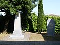 Français : Monuments aux morts (2 Guerres Mondiales et guerre d'Algérie), Aurin, Haute-Garonne, France