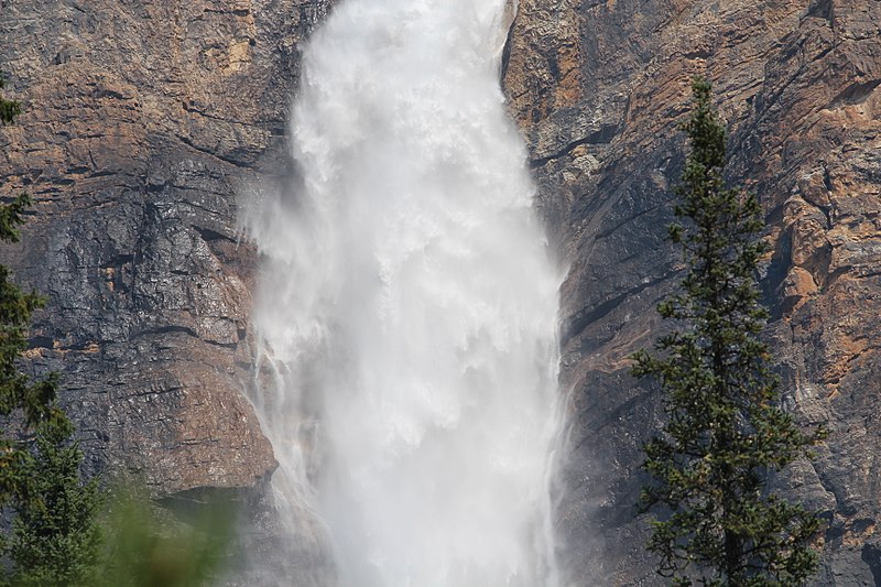 File:Awesome Takakkaw Falls IMG 4748.JPG