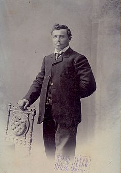Петър Самарджиев, около 1903 г. Фото Димитър Карастоянов