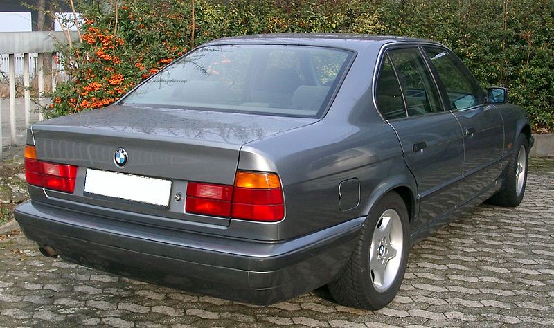 File:BMW E34 rear 20071129.jpg