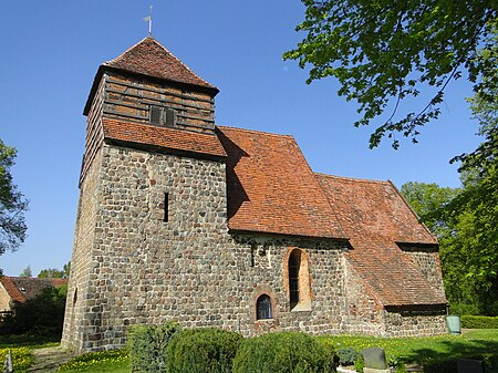 Badresch Kirche 2011 05 06 356