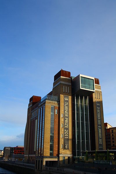 File:Baltic centre for contemporary art.jpg