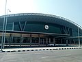 Facciata principale della stazione centrale di Bang Sue