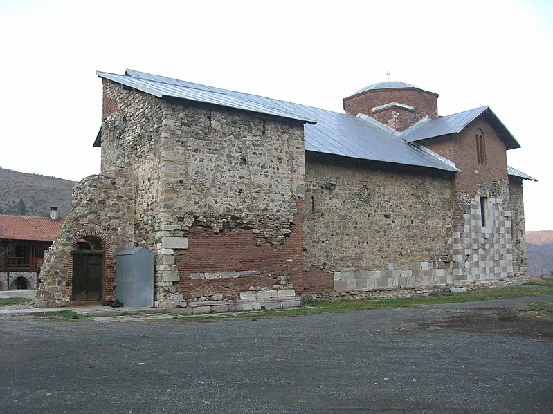 File:Banjska Monastery, view of the right tower.jpg