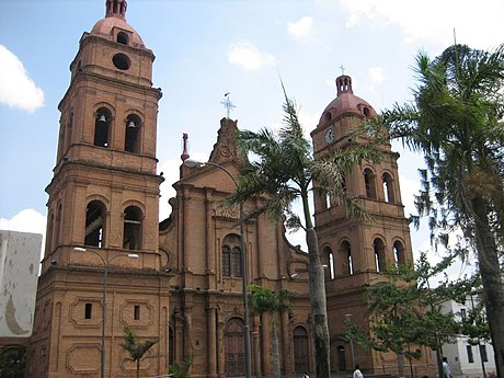 Kabiskopan Agung Santa Cruz de la Sierra