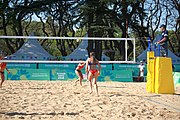 Deutsch: Beachvolleyball bei den Olympischen Jugendspielen 2018; Tag 8, 14. Oktober 2018; Mädchen, Achtelfinale – Bolivien-Puerto Rico 0:2 (18–21/18–21 ) English: Beach volleyball at the 2018 Summer Youth Olympics at 14 October 2018 – Girls Round of 16 – Bolivia-Puerto Rico 0:2 (18–21/18–21 )