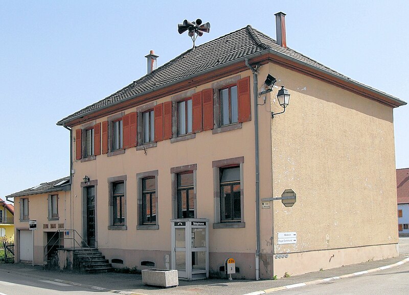 File:Bréchaumont, Mairie.jpg