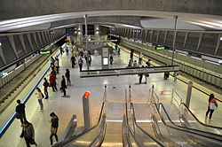 Az M4-es metró állomása