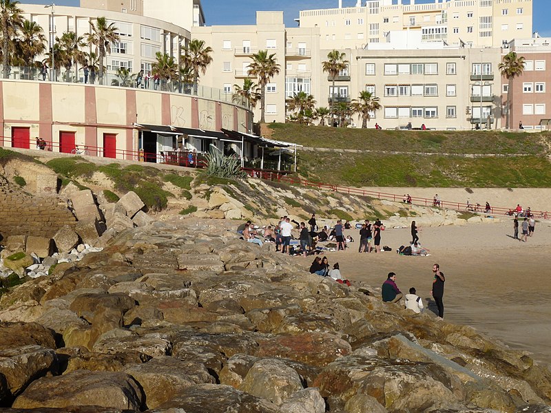 File:Cádiz seafront 2020 8.jpg