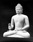 COLLECTIE TROPENMUSEUM Boeddhabeeld van de Borobudur voorstellende Dhyani Boeddha Amogasiddha TMnr 10016274.jpg