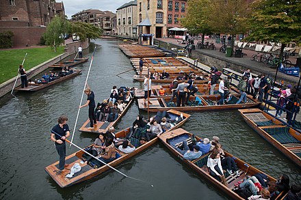 Punts and passengers in Cambridge, England