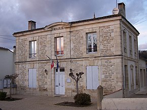 Casseuil Mairie.JPG