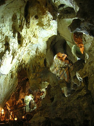 File:Caves of Thais DSCN9517.JPG