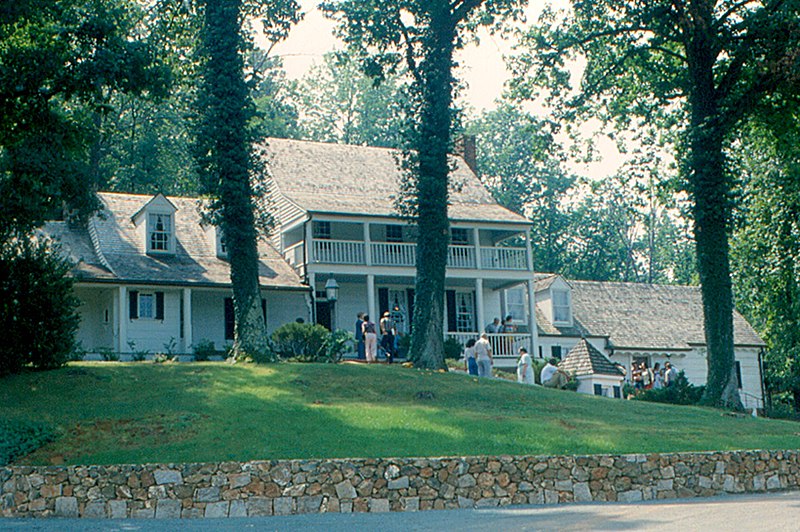 File:Charlottesville - Michie Tavern.jpg