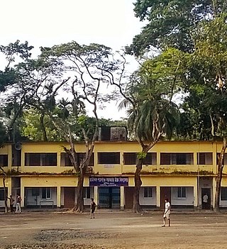 <span class="mw-page-title-main">Chatkhil Panch Gaon Government High School</span> Higher secondary school in Noakhali District, Bangladesh