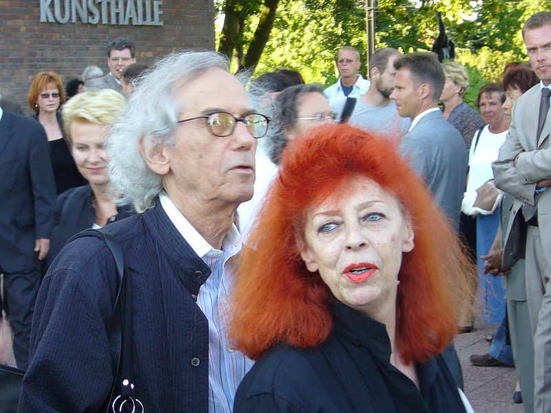 File:Christo und Jeanne-Claude, Rostock 2006.JPG