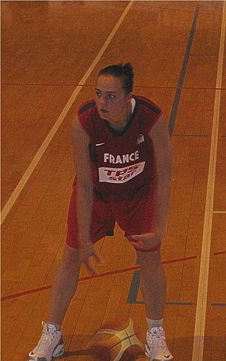 <span class="mw-page-title-main">Clémence Beikes</span> French basketball player