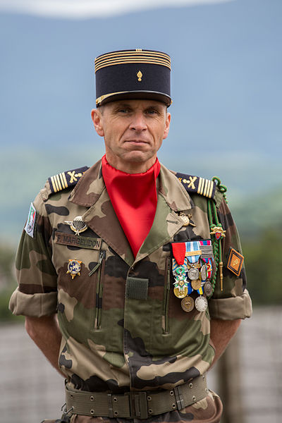 File:Colonel Franck Margelidon 28e Groupe Géographique juin 2013.jpg