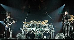 Yhtye esiintymässä Metalmania Festivaleilla Puolassa vuonna 2005.