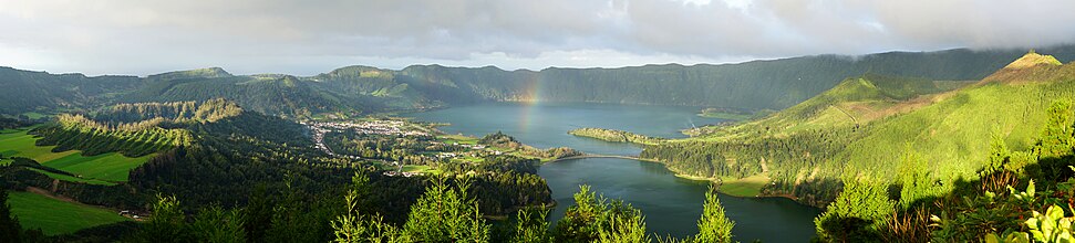 Sete Cidades Massif