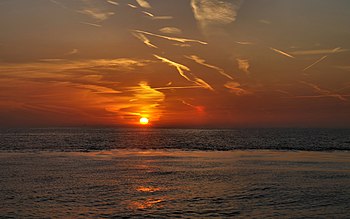 English: Red sunrise over Oostende, Belgium