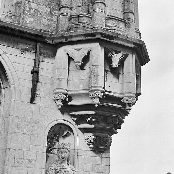 File:Detail voorgevel aanzet Arkeltoren - Gouda - 20345441 - RCE.jpg