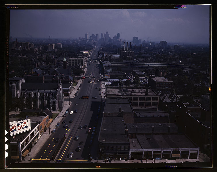 File:Detroit Skyline 1942.jpg