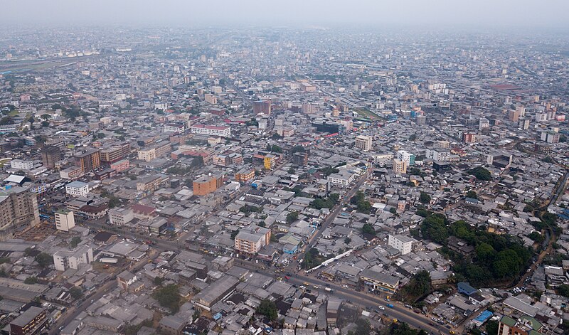 File:Douala-Vue aérienne (15).jpg