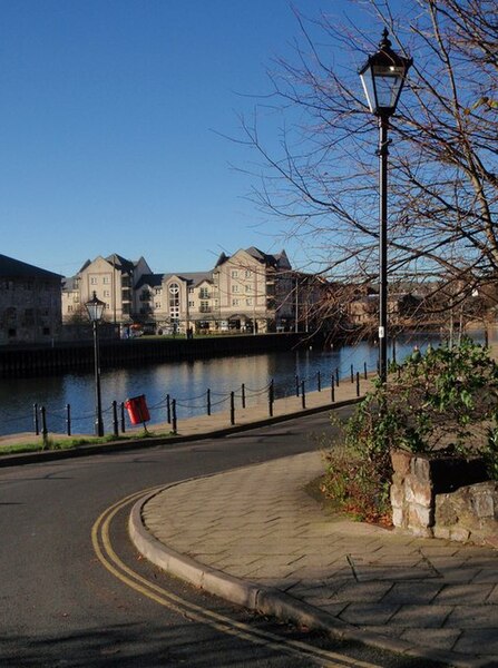 File:East end of Exeter Quay - geograph.org.uk - 1069202.jpg