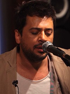 Emre Altuğ Turkish pop singer and actor