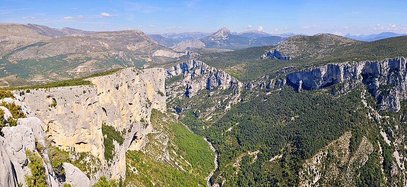 File:Falaise de l'Escalès-Route des Crêtes-Gorges du Verdon.jpg