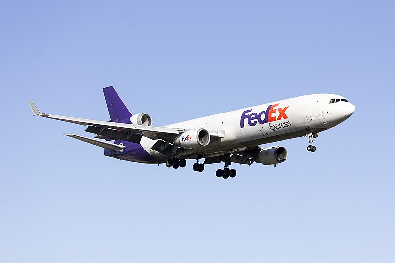 File:FedEx (N609FE) McDonnell-Douglas MD11F on approach to runway 25 at Sydney Airport.jpg