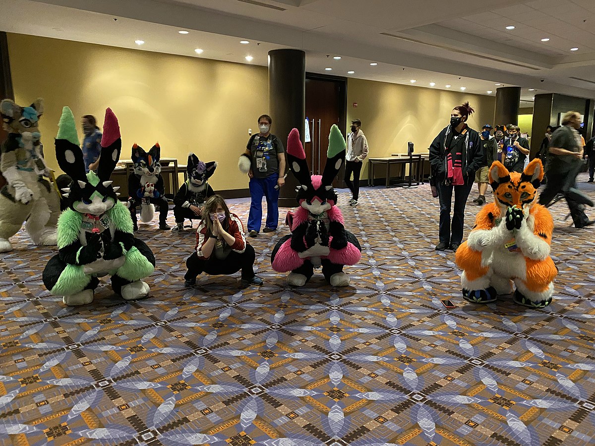 File:Fursuiters Squatting (51749563916).jpg - Wikimedia Commons.