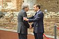 G7 Taormina Paolo Gentiloni Emmanuel Macron handshake 2017-05-26 (2).jpg