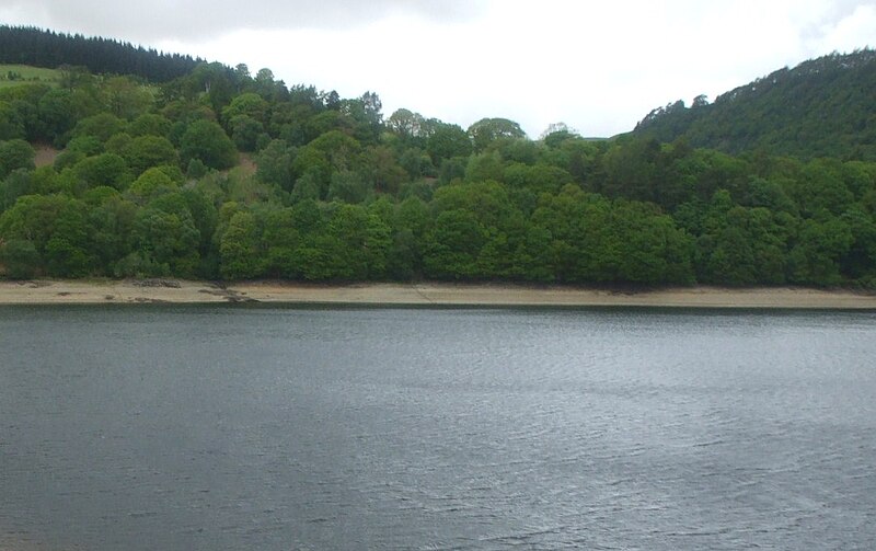 File:Garreg Ddu Reservoir - geograph.org.uk - 2480290.jpg