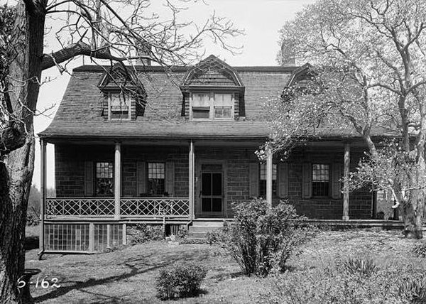 The Garret Lydecker House was built in 1808.