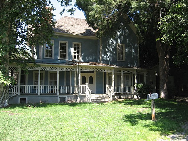 Rory's childhood home in Star's Hollow