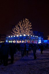 3FM Glass House 2010 in Eindhoven at night Glazen huis SR2010 1.jpg