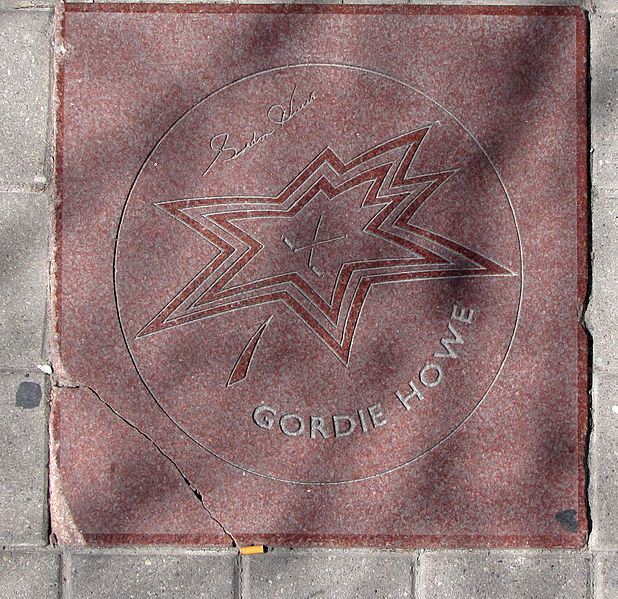 File:Gordie Howe star on Walk of Fame ALT.jpg