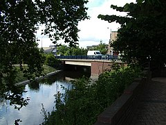 Ponte Hanau, Dartford - geograph.org.uk - 906213.jpg