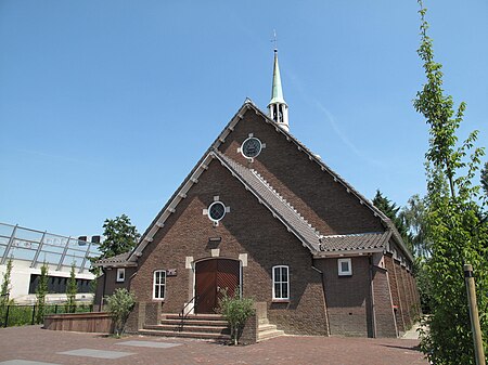 Hardinxveld-Giesendam, kerk2 foto7 2010-06-27 14.38.JPG