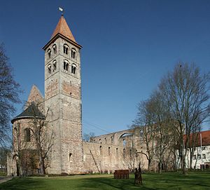 Hersfeld Abbey (modern Germany) Hersfeld stift suedwest.jpg